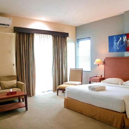 Hotel Mariat סורונג מראה חיצוני תמונה