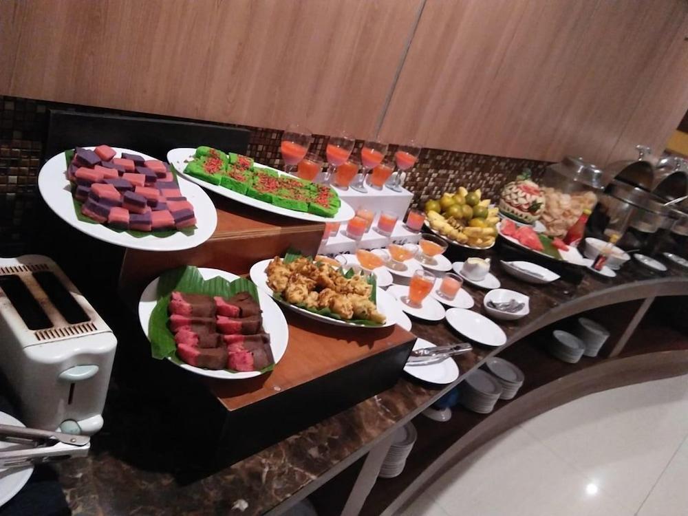 Hotel Mariat סורונג מראה חיצוני תמונה
