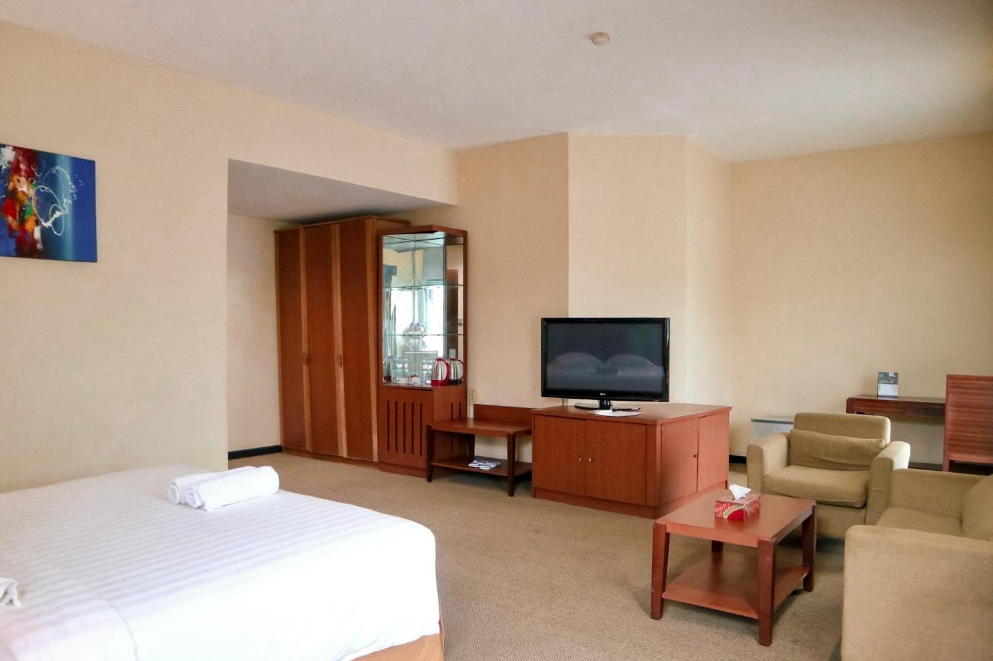 Hotel Mariat סורונג מראה חיצוני תמונה