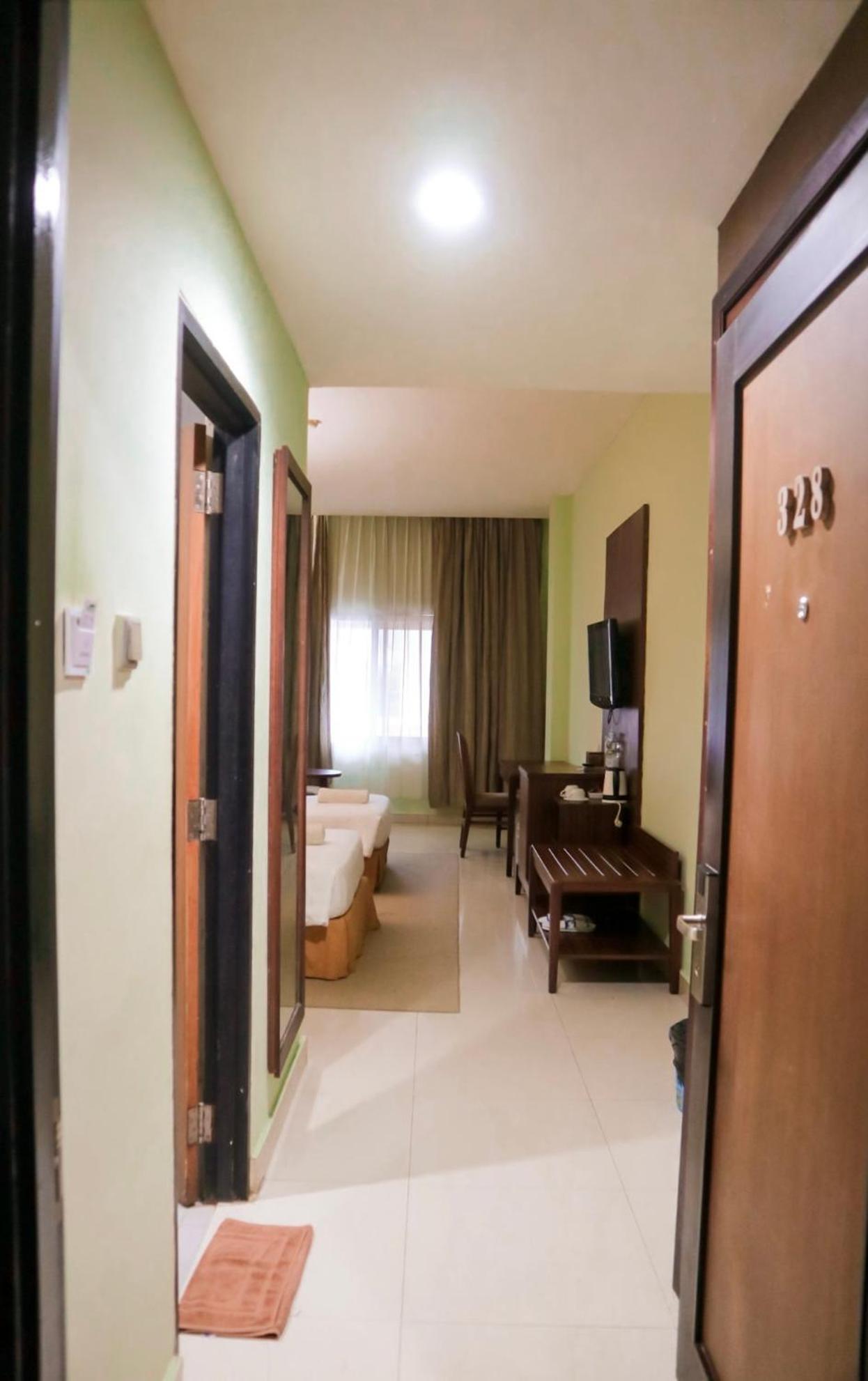 Hotel Mariat סורונג מראה חיצוני תמונה