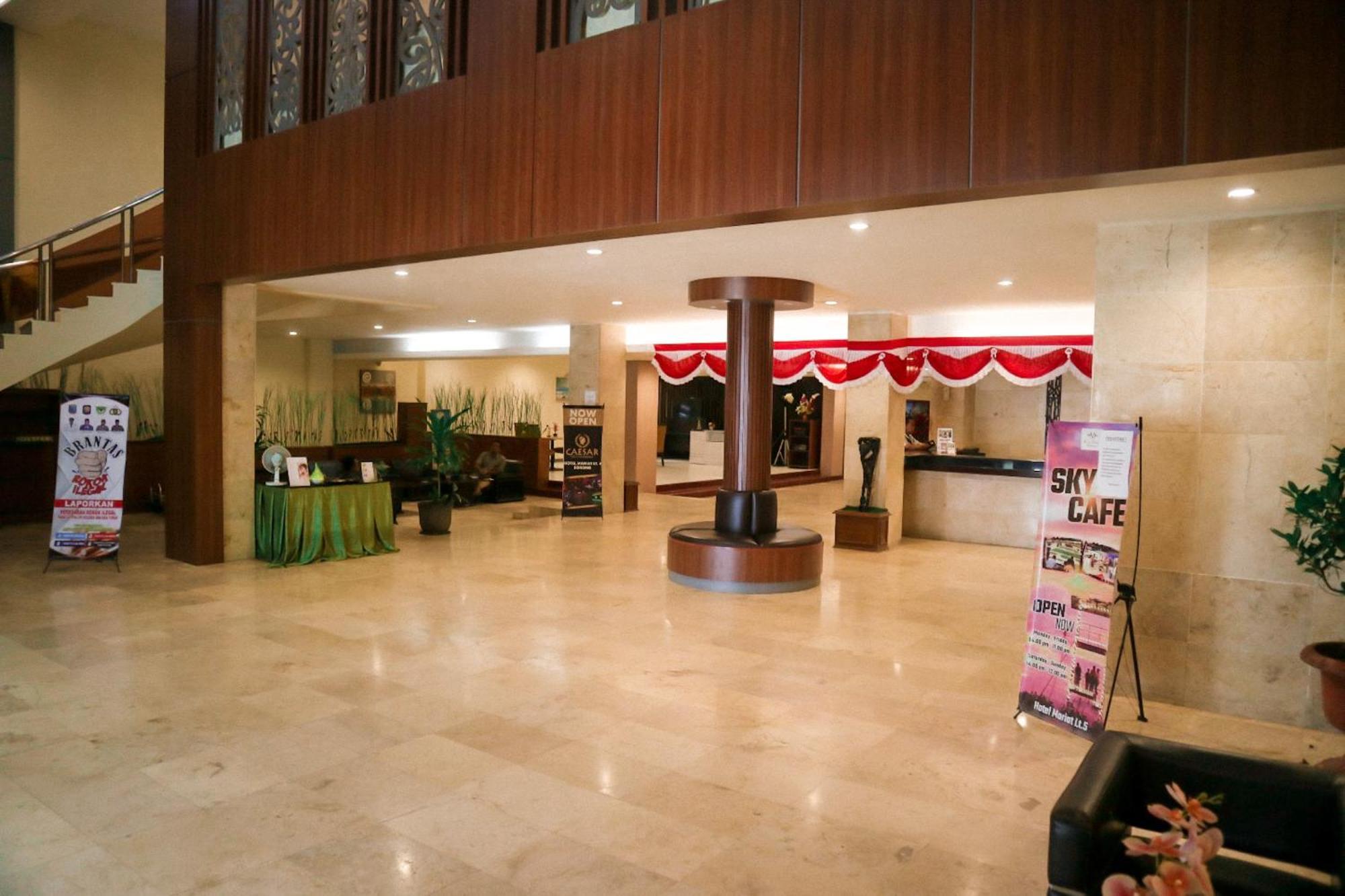 Hotel Mariat סורונג מראה חיצוני תמונה