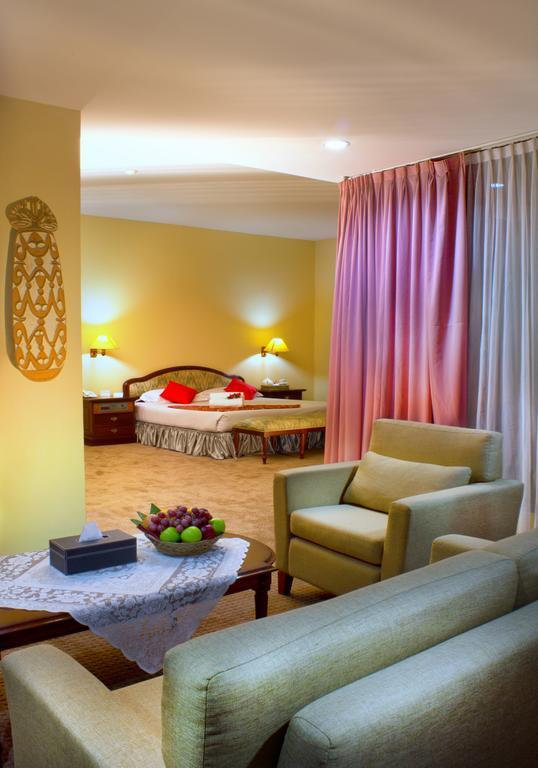 Hotel Mariat סורונג חדר תמונה