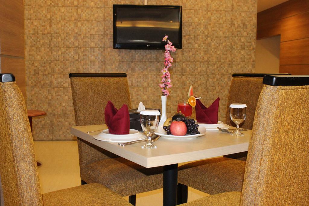 Hotel Mariat סורונג מראה חיצוני תמונה